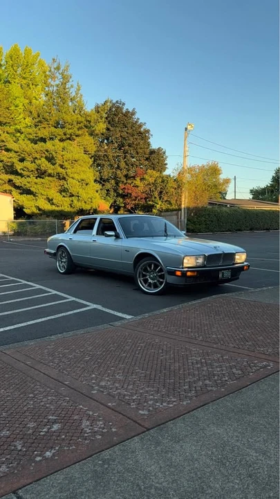 1993 Jaguar XJ40 XJ - Image 8 of 12