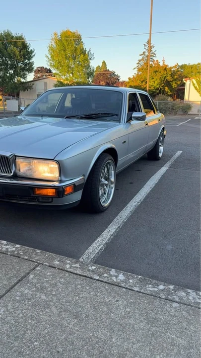 1993 Jaguar XJ40 XJ - Image 7 of 12