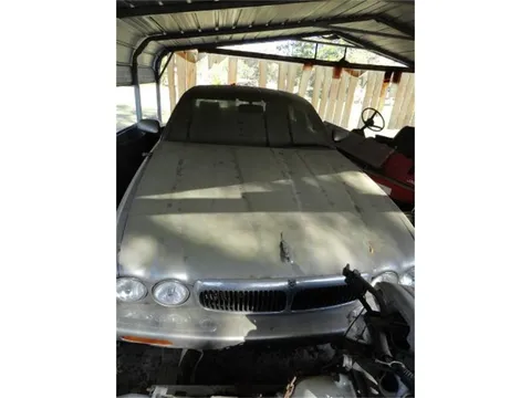 1993 Jaguar XJ8