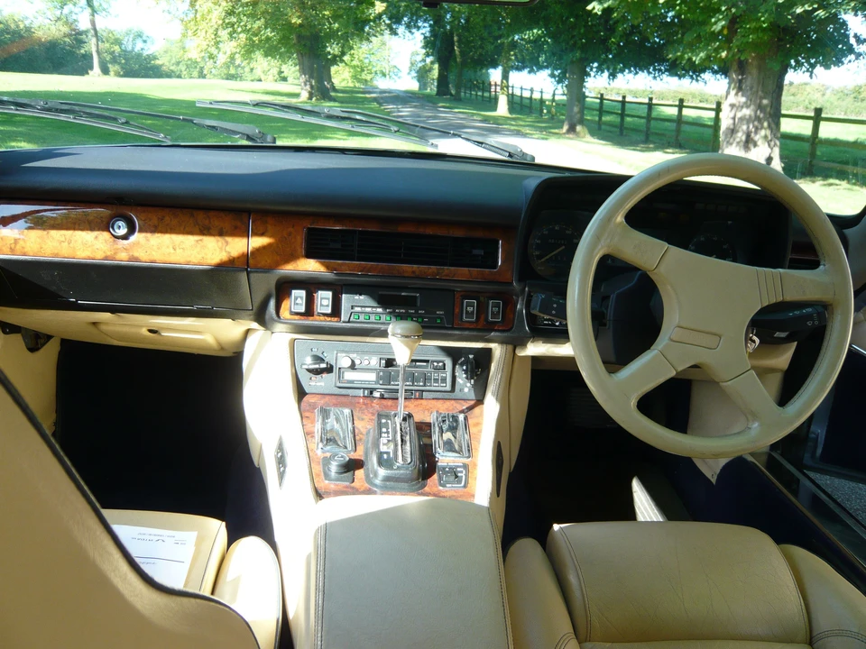 1993 Jaguar XJ-S TWR - Image 3 of 4