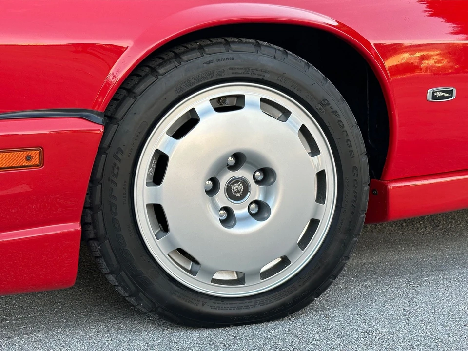 1993 Jaguar XJS Convertible - Image 7 of 10
