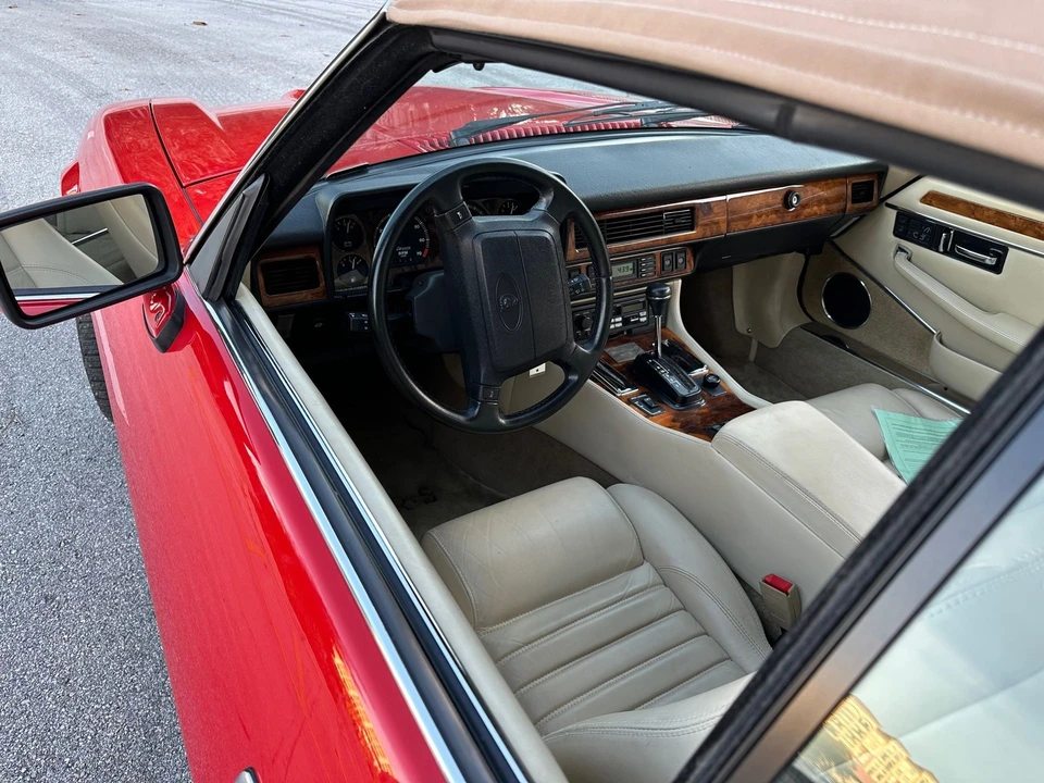 1993 Jaguar XJS Convertible - Image 6 of 10