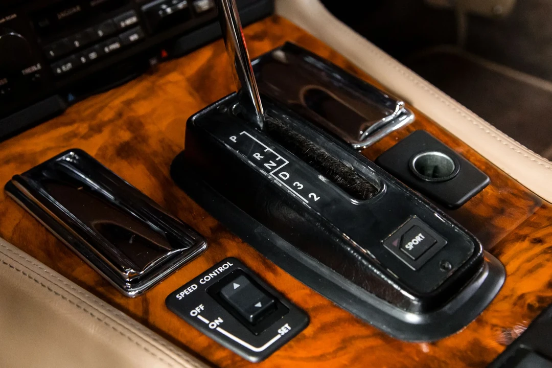 1993 Jaguar XJS Facelift AJ-16 - Image 31 of 31