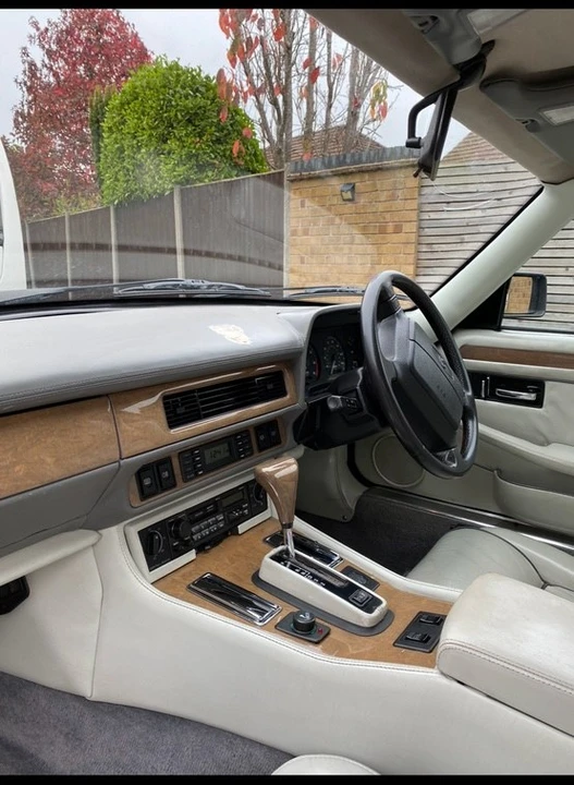 1993 Jaguar XJS Facelift AJ-16 - Image 17 of 30