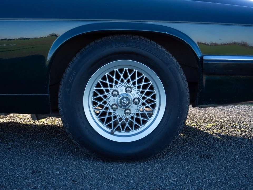 1993 Jaguar XJS Facelift AJ-16 - Image 17 of 30