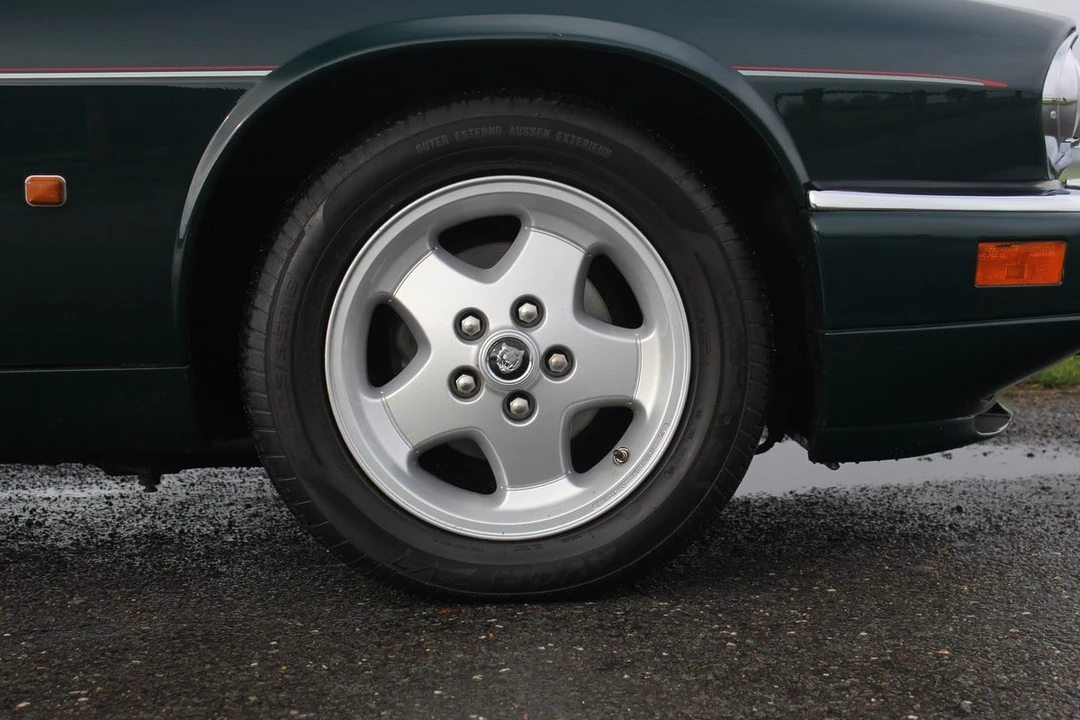 1993 Jaguar XJS Facelift V12 - Image 20 of 30