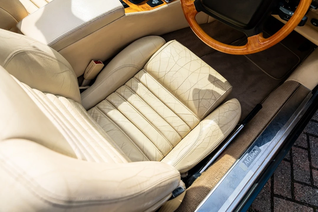 1993 Jaguar XJS Convertible - Image 26 of 30