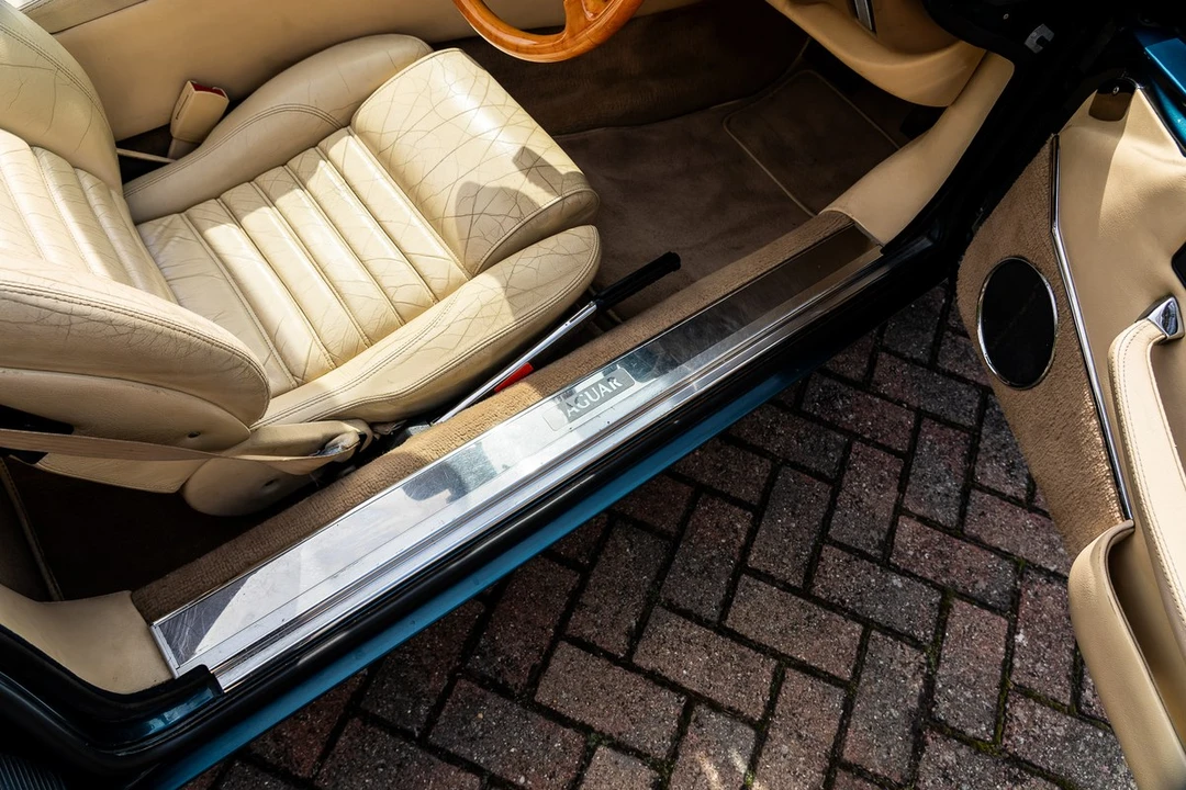1993 Jaguar XJS Convertible - Image 28 of 30