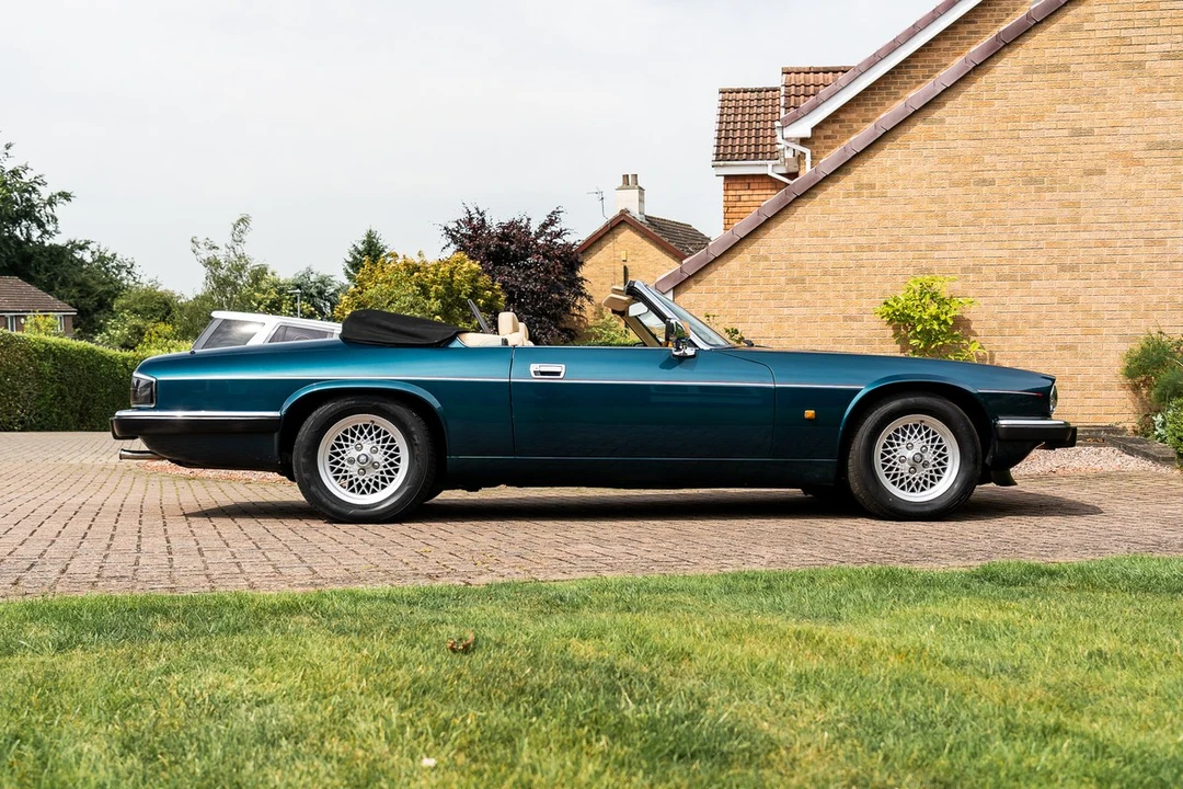1993 Jaguar XJS Convertible - Image 14 of 30