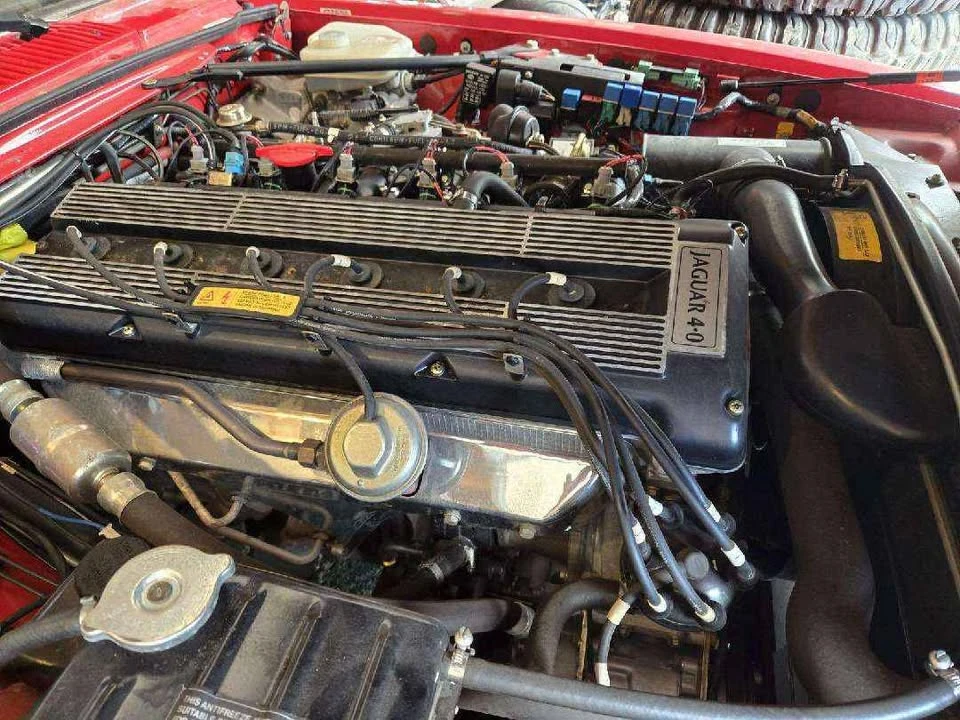 1993 Jaguar XJS Convertible - Image 10 of 13