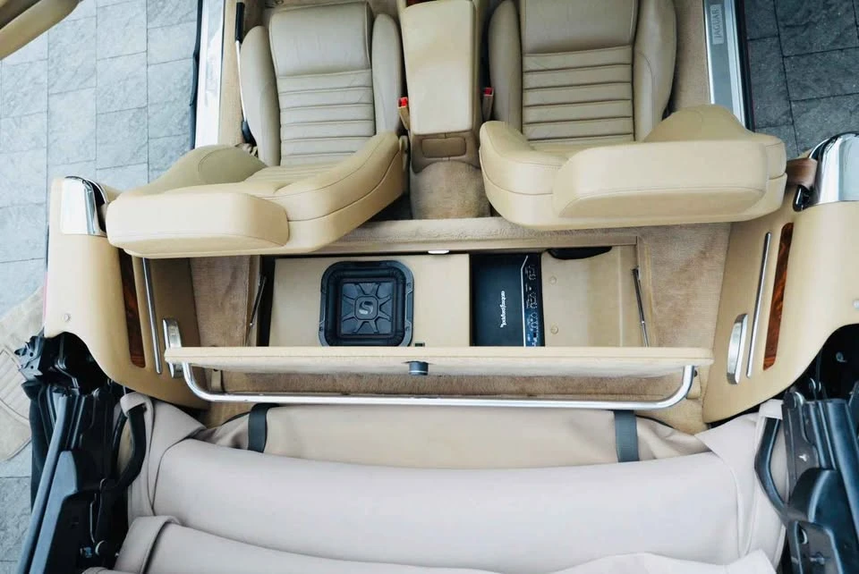1993 Jaguar XJS Convertible - Image 13 of 14
