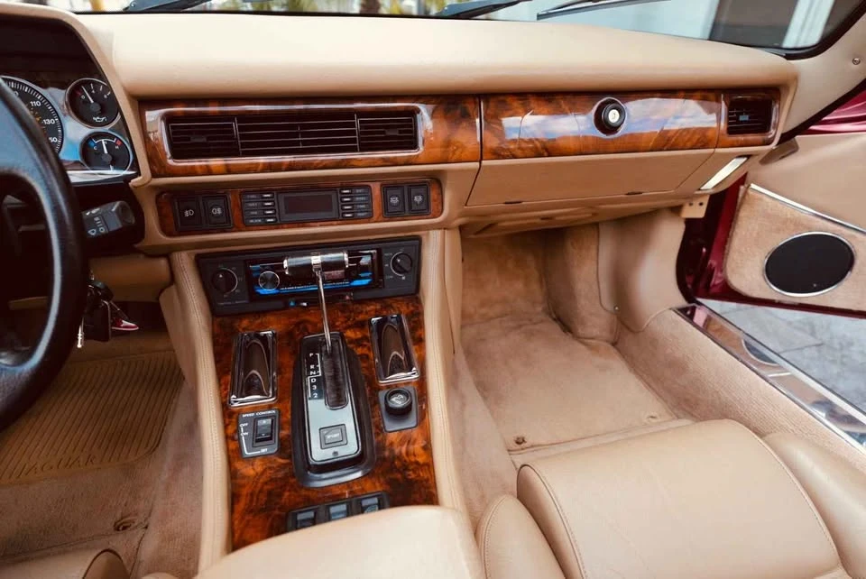 1993 Jaguar XJS Convertible - Image 12 of 14