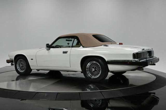 1993 Jaguar XJS Convertible - Image 5 of 21