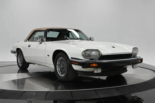 1993 Jaguar XJS Convertible - Image 12 of 21