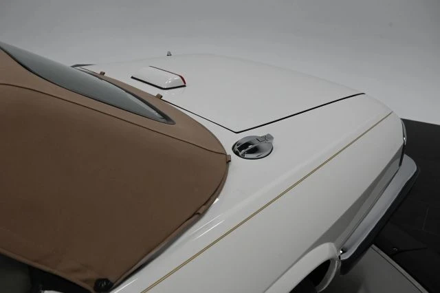 1993 Jaguar XJS Convertible - Image 16 of 21