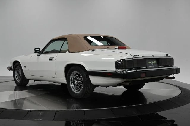 1993 Jaguar XJS Convertible - Image 6 of 21