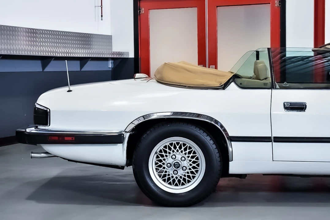 1993 Jaguar XJS Facelift AJ-16 - Image 30 of 30