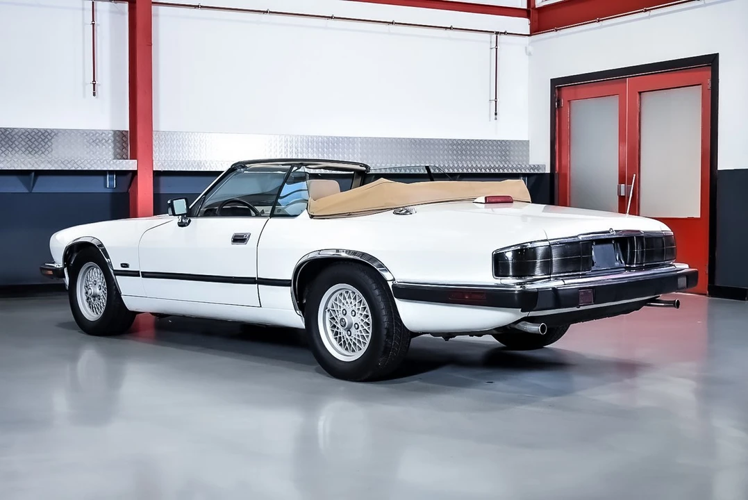 1993 Jaguar XJS Facelift AJ-16 - Image 16 of 30