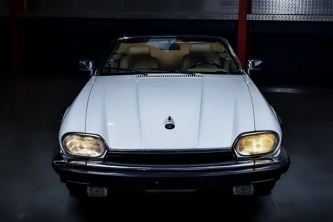 1993 Jaguar XJS Facelift AJ-16 - Image 2 of 30