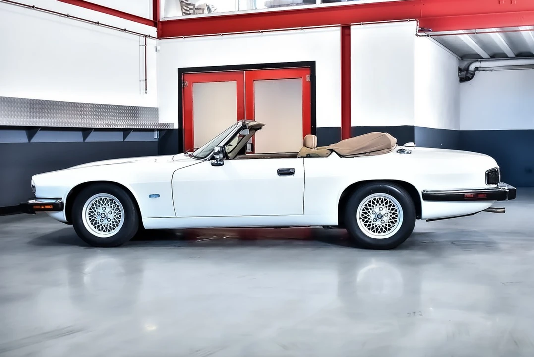 1993 Jaguar XJS Facelift AJ-16 - Image 27 of 30