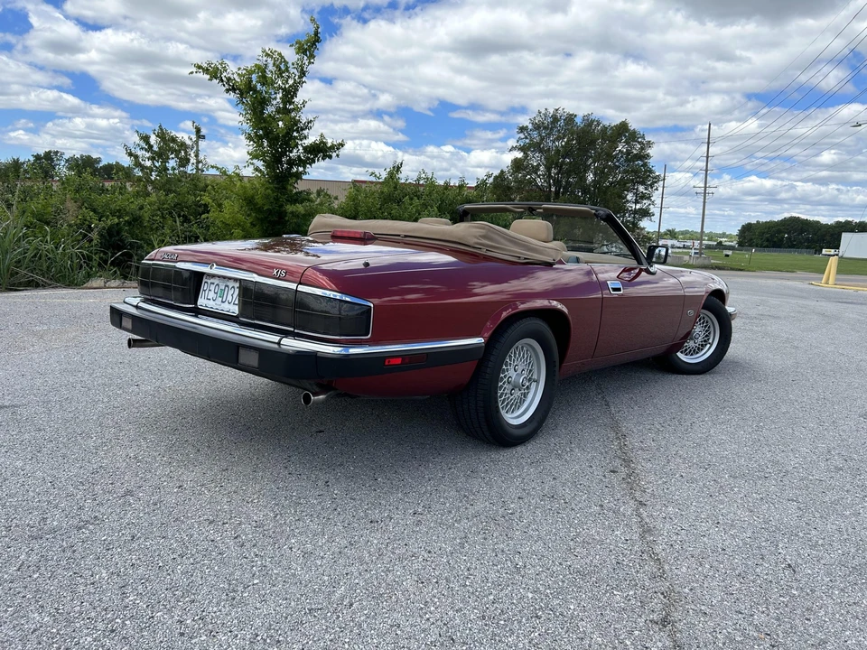 1993 Jaguar XJS Convertible - Image 14 of 31