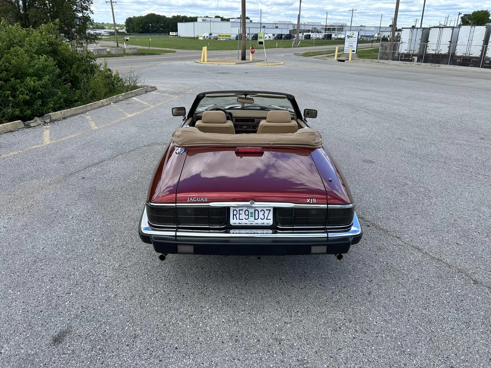 1993 Jaguar XJS Convertible - Image 10 of 31