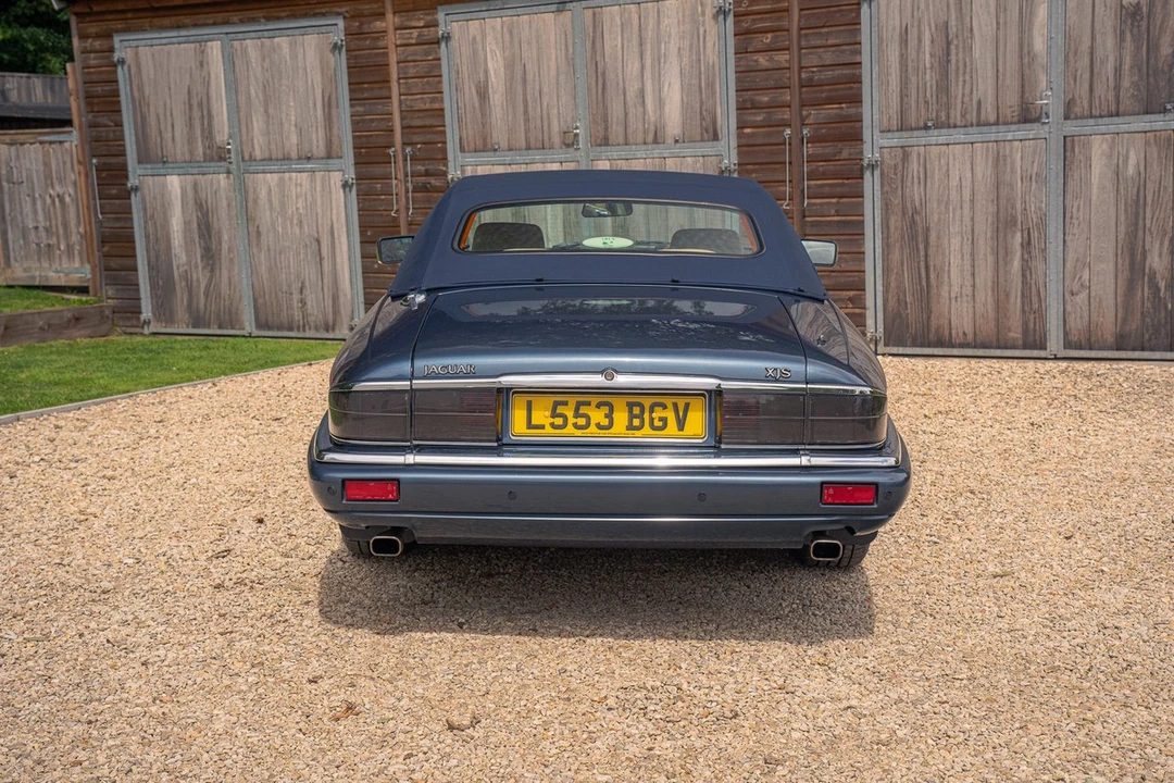 1993 Jaguar XJS Convertible - Image 25 of 30