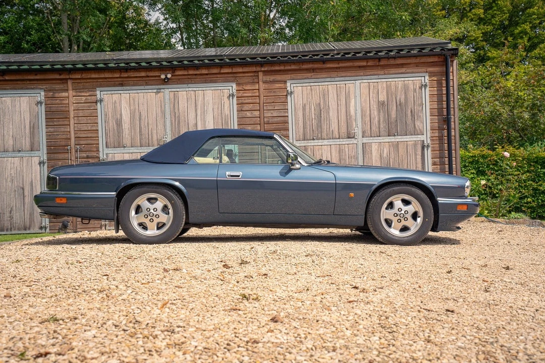 1993 Jaguar XJS Convertible - Image 23 of 30