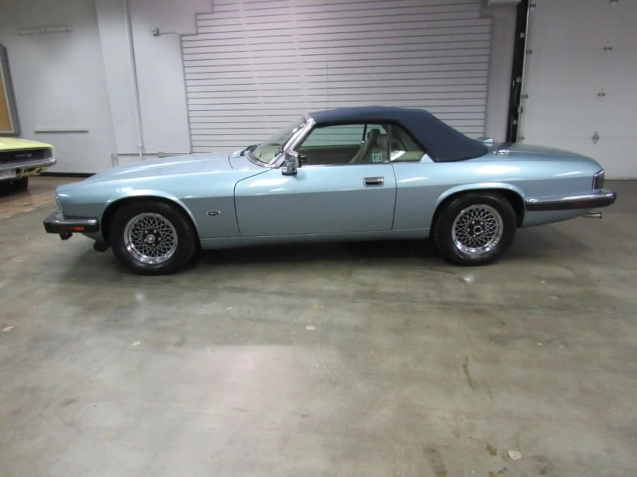 1993 Jaguar XJS Convertible - Image 11 of 12