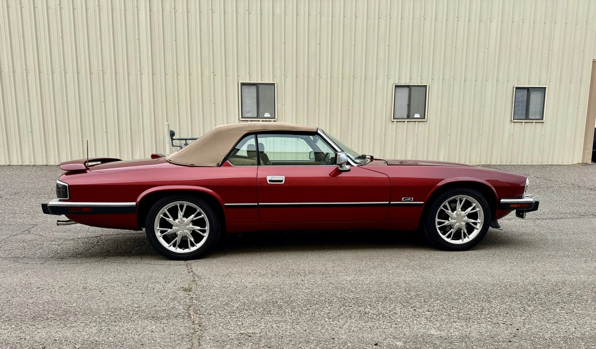 1993 Jaguar XJS Convertible - Image 16 of 31