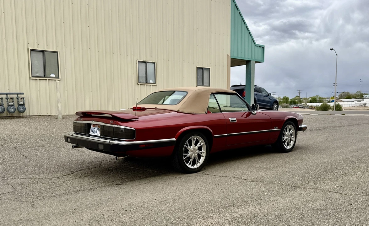 1993 Jaguar XJS Convertible - Image 13 of 31