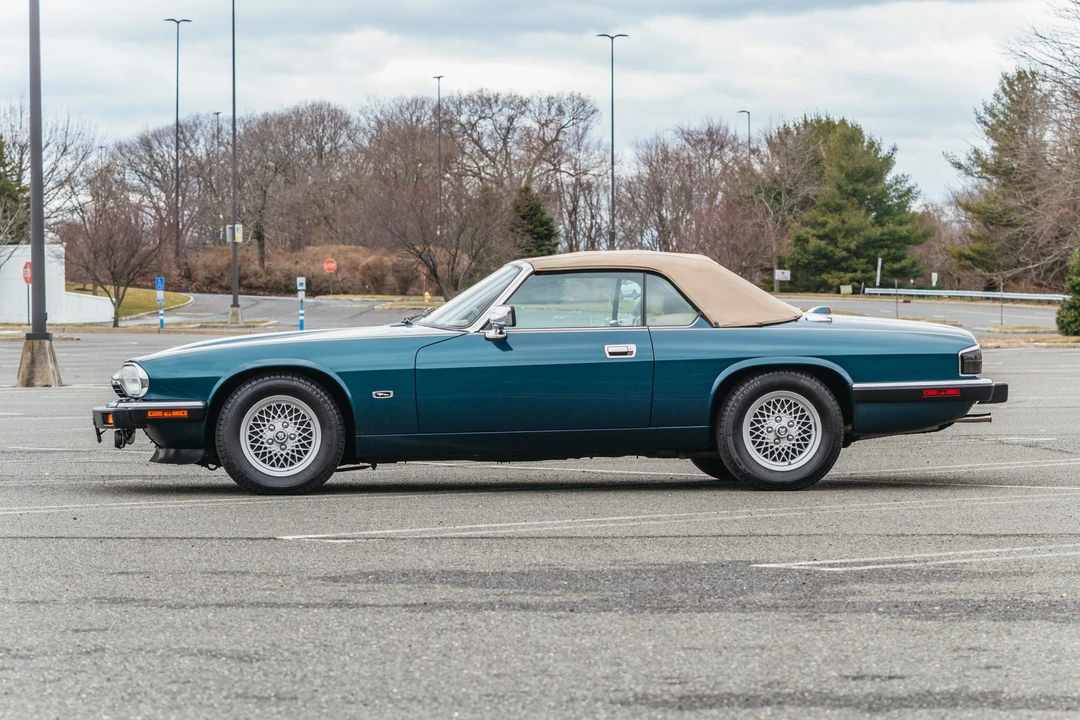 1993 Jaguar XJS Convertible - Image 3 of 31