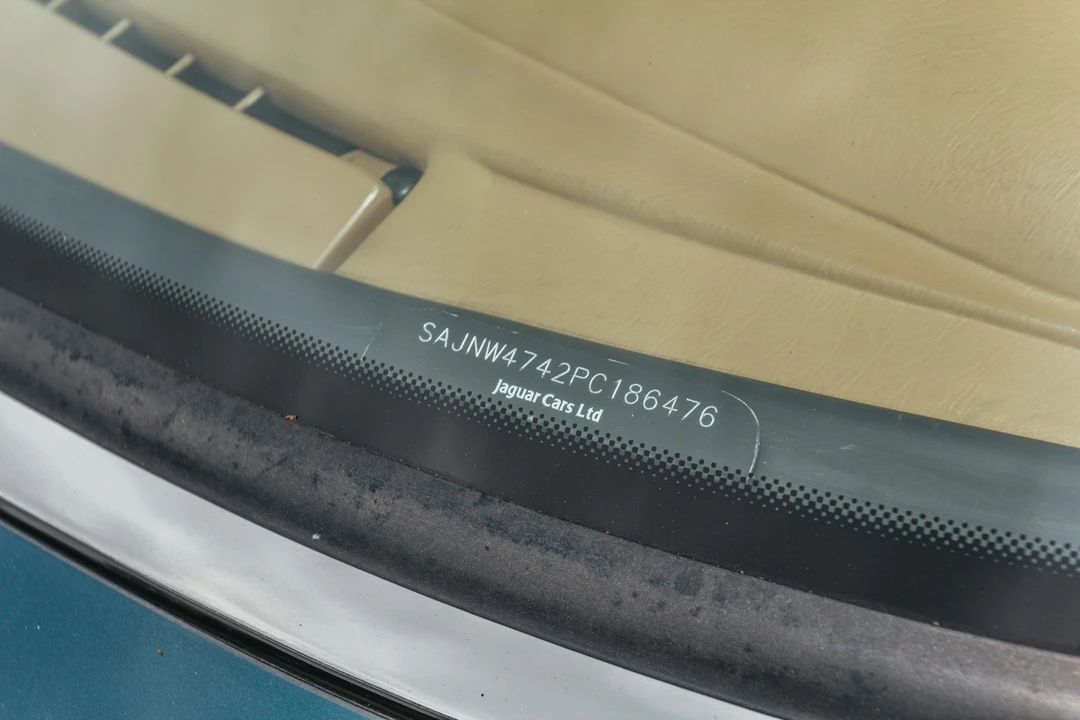 1993 Jaguar XJS Convertible - Image 27 of 31