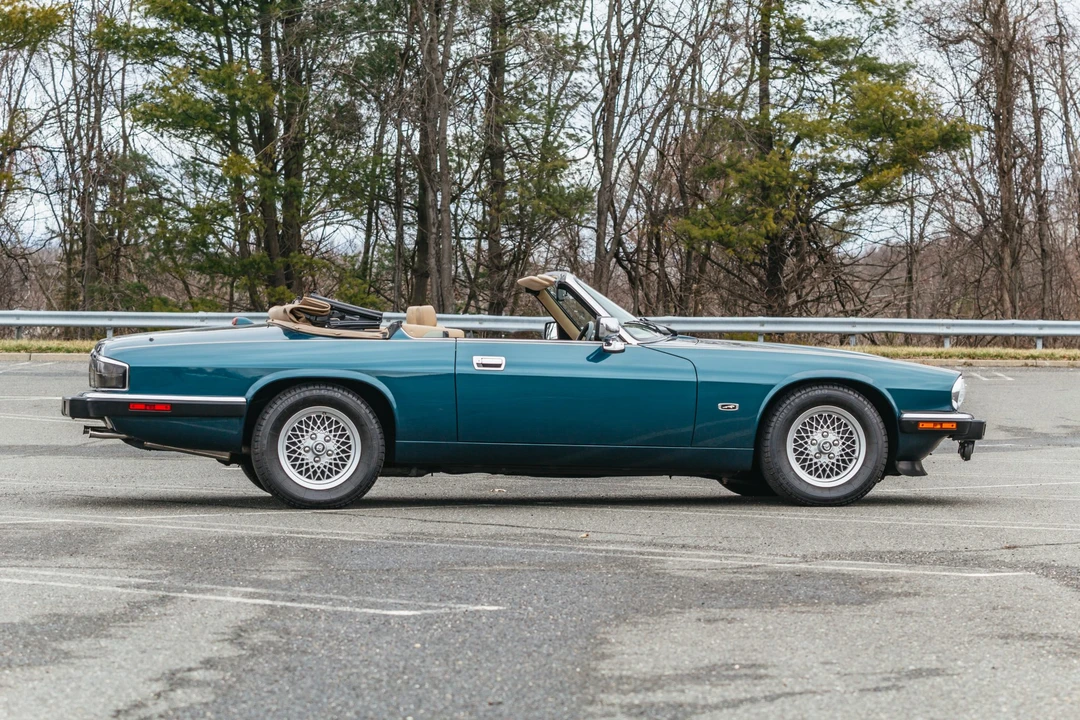 1993 Jaguar XJS Convertible - Image 19 of 31