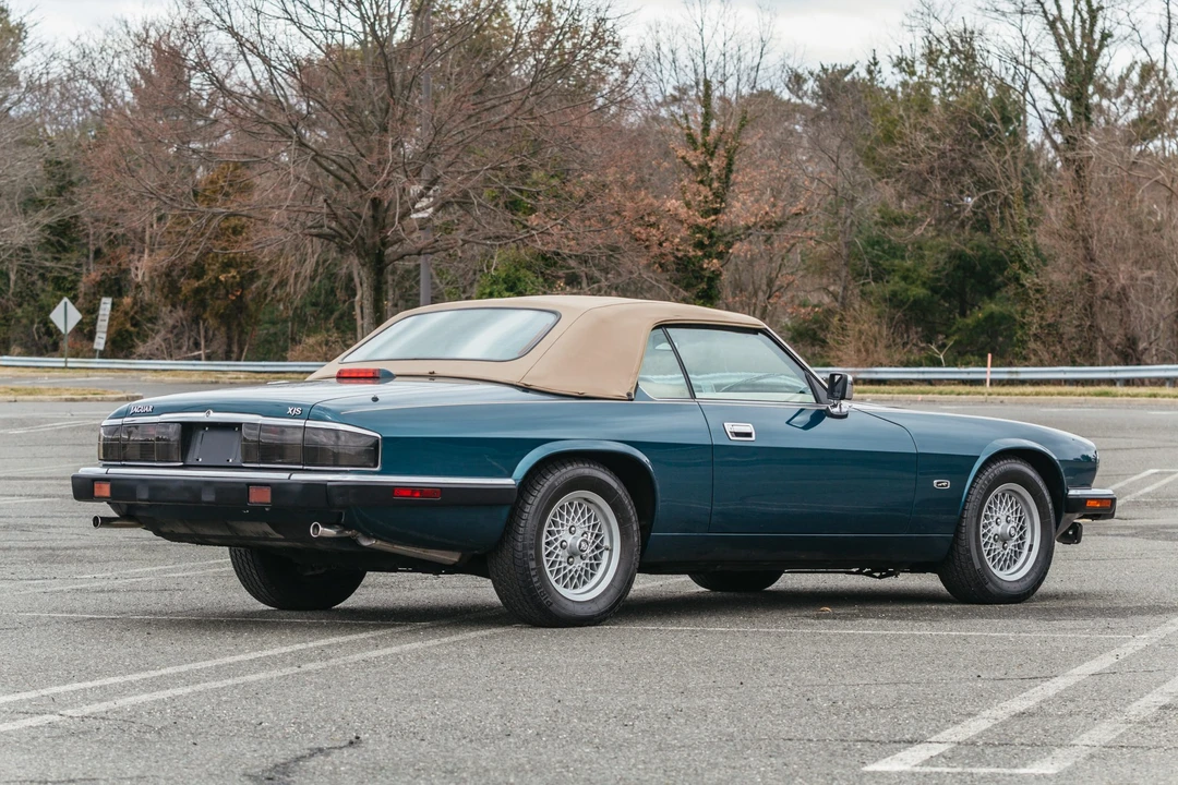 1993 Jaguar XJS Convertible - Image 7 of 31