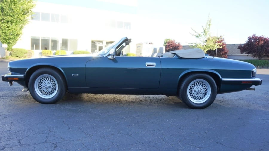 1993 Jaguar XJS Convertible - Image 2 of 11