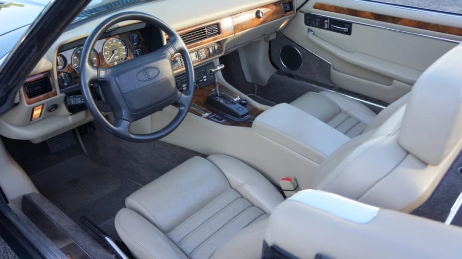 1993 Jaguar XJS Convertible - Image 4 of 11