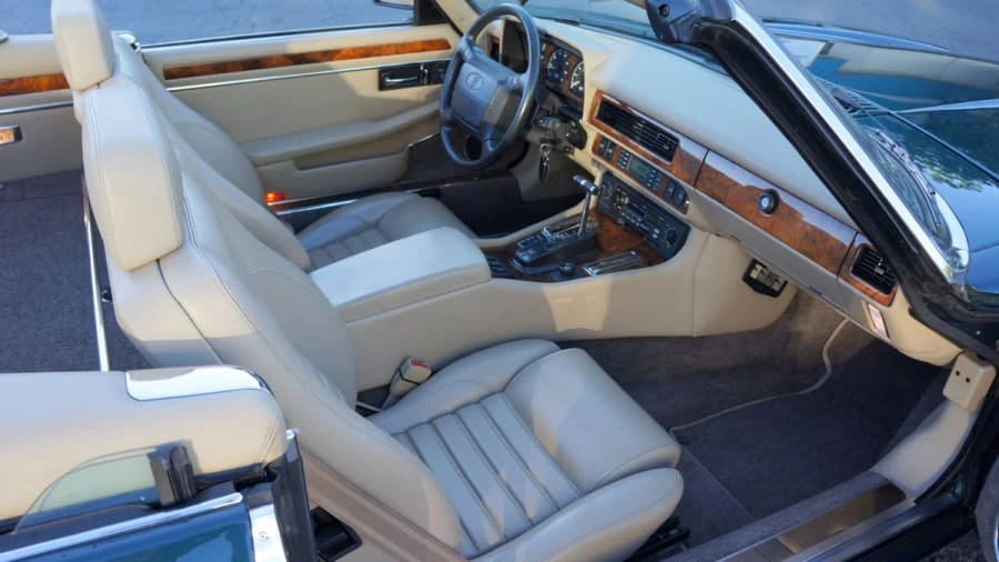 1993 Jaguar XJS Convertible - Image 6 of 11