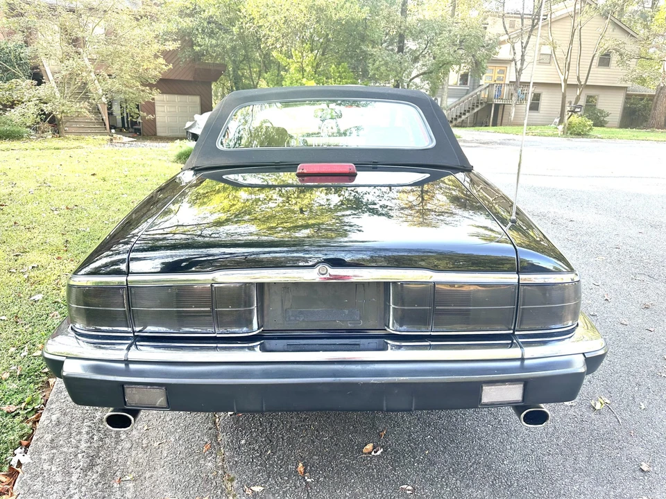 1993 Jaguar XJS Convertible - Image 13 of 31
