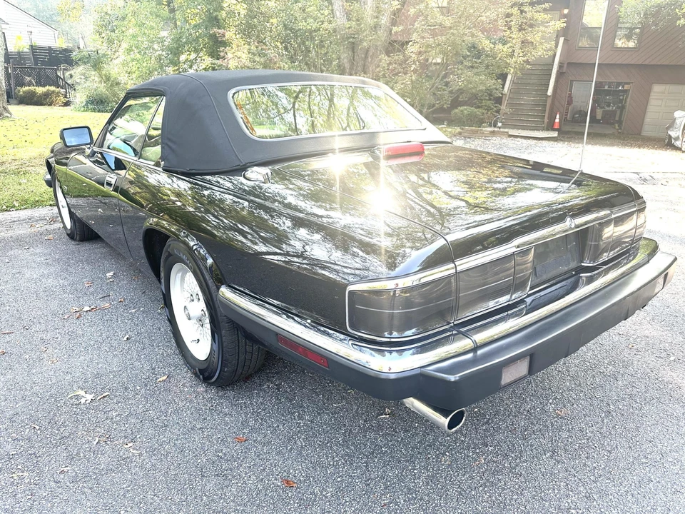 1993 Jaguar XJS Convertible - Image 10 of 31