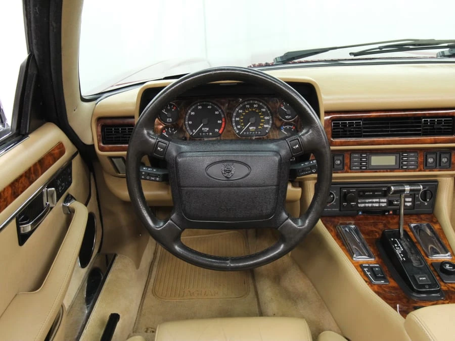 1993 Jaguar XJS Convertible - Image 30 of 31
