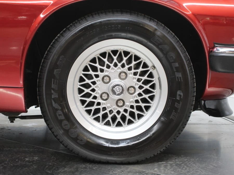 1993 Jaguar XJS Convertible - Image 13 of 31