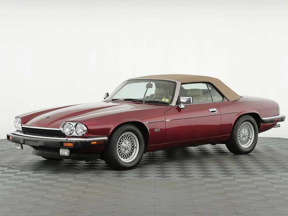 1993 Jaguar XJS Convertible - Image 9 of 31
