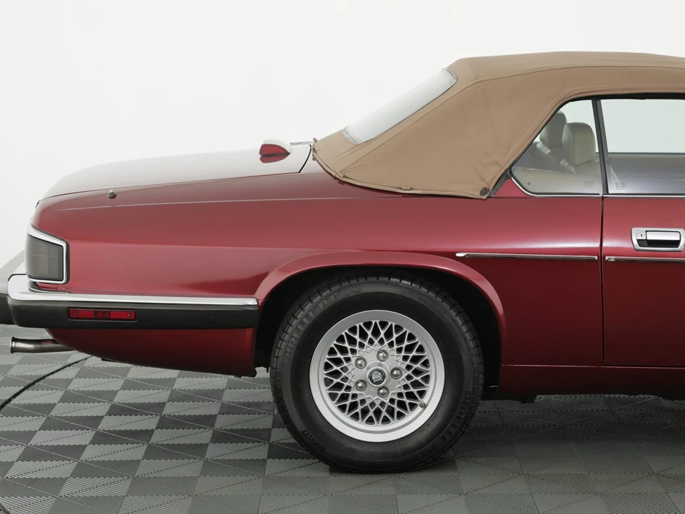1993 Jaguar XJS Convertible - Image 26 of 31