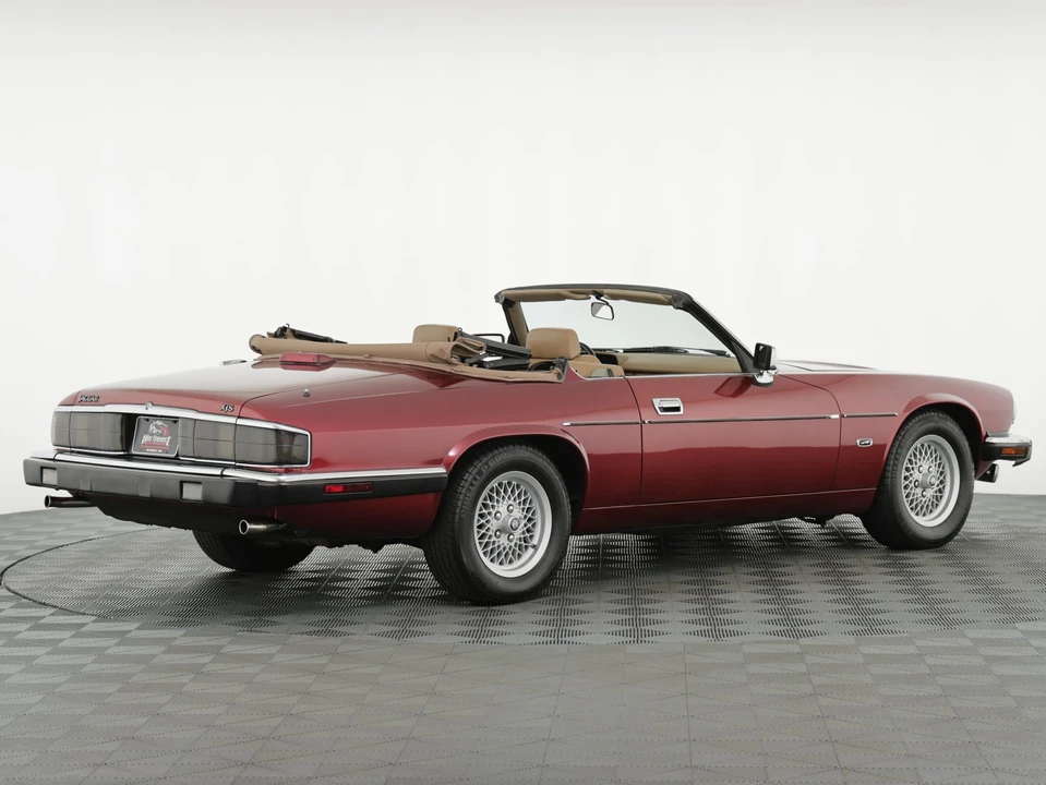 1993 Jaguar XJS Convertible - Image 5 of 31