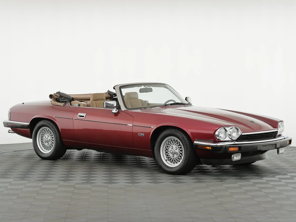 1993 Jaguar XJS Convertible - Image 2 of 31