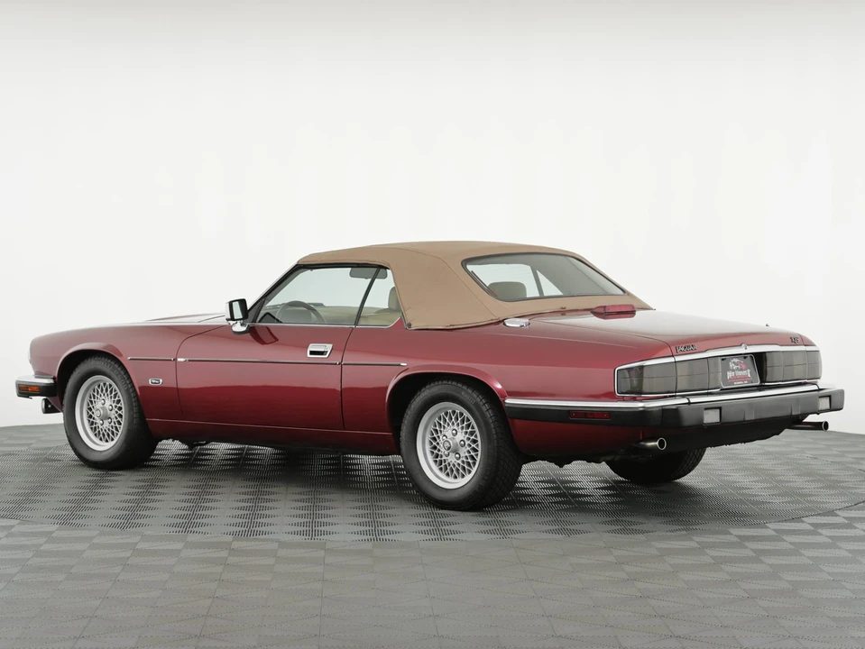 1993 Jaguar XJS Convertible - Image 12 of 31