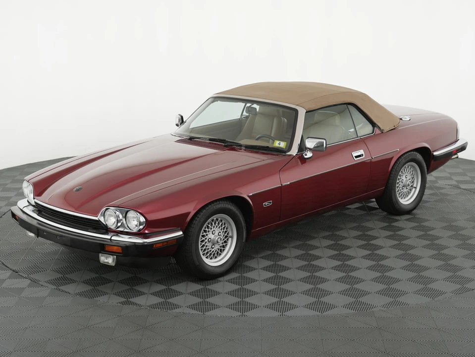 1993 Jaguar XJS Convertible - Image 10 of 31