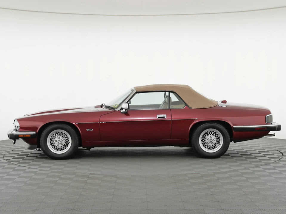 1993 Jaguar XJS Convertible - Image 11 of 31