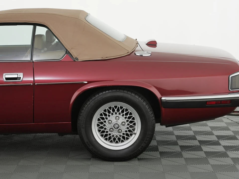 1993 Jaguar XJS Convertible - Image 23 of 31